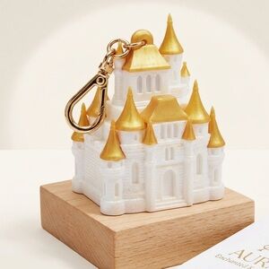 Bath & Body Works Disney Princess Light-Up Castle PocketBac Holder Gold White